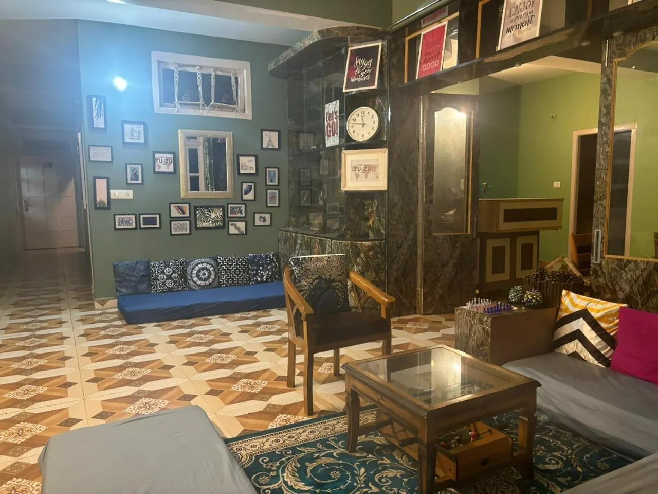 Zuzu - A Travellers Hostel Σίμλα Ινδία